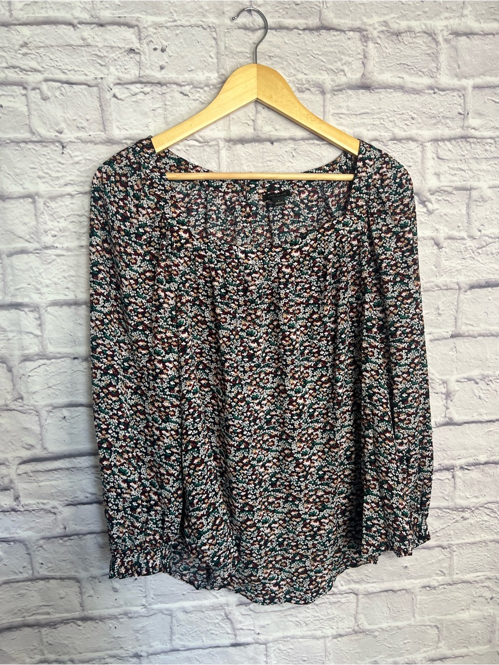 Ann Taylor Floral Peasant Blouse | Size Small